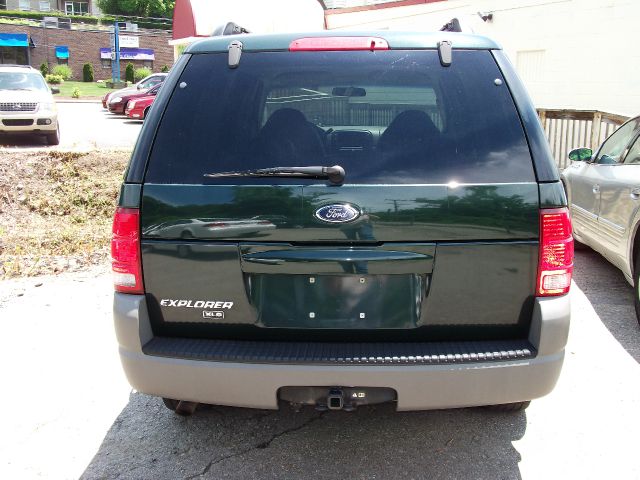 Ford Explorer 2002 photo 1