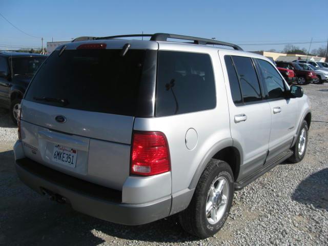 Ford Explorer 2002 photo 4