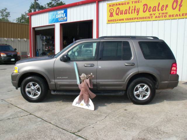 Ford Explorer 2002 photo 1
