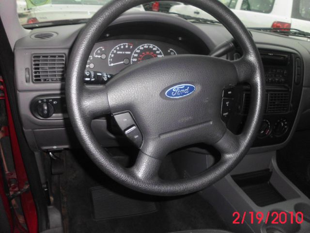 Ford Explorer SL 4x4 Regular Cab SUV