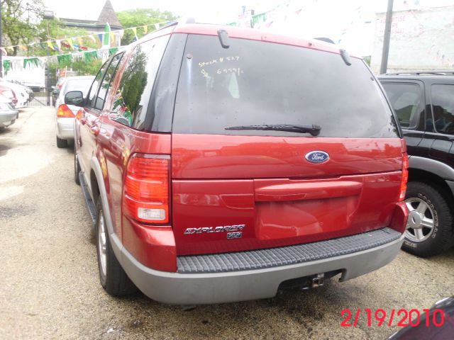 Ford Explorer 2002 photo 6