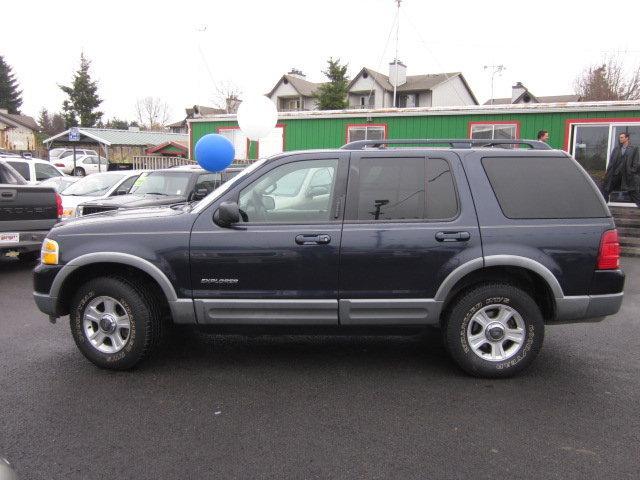 Ford Explorer 2002 photo 2