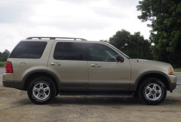 Ford Explorer 2002 photo 4