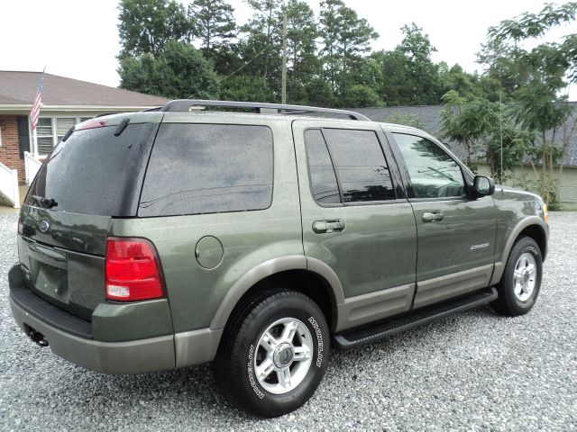 Ford Explorer 2002 photo 4