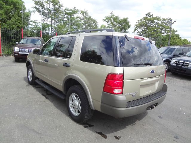 Ford Explorer 2002 photo 1