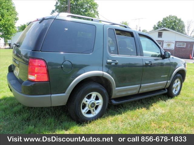 Ford Explorer 2002 photo 2