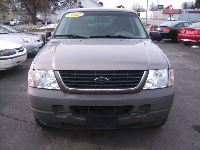 Ford Explorer 2002 photo 1