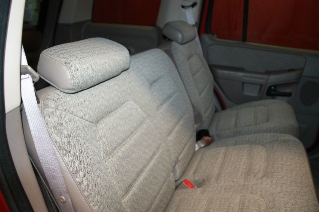 Ford Explorer 2002 photo 23