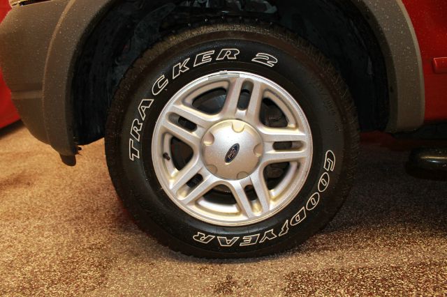 Ford Explorer 2002 photo 7