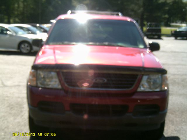 Ford Explorer 2002 photo 2