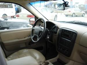 Ford Explorer 2002 photo 3