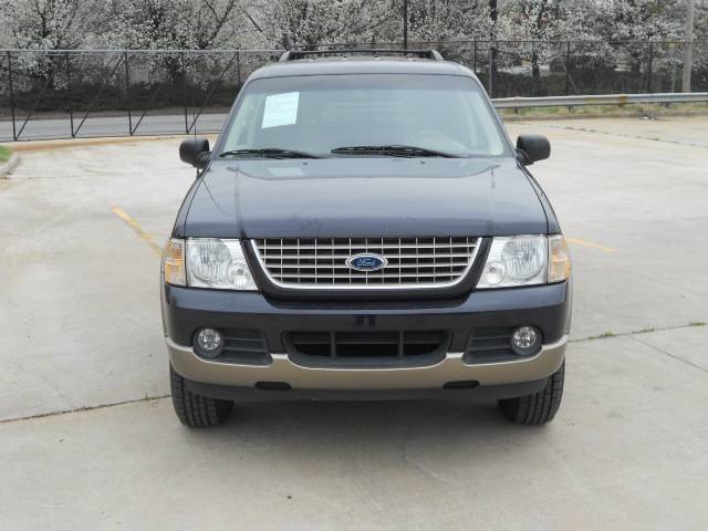 Ford Explorer 2002 photo 1