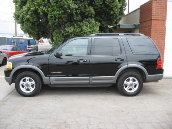 Ford Explorer 2002 photo 1