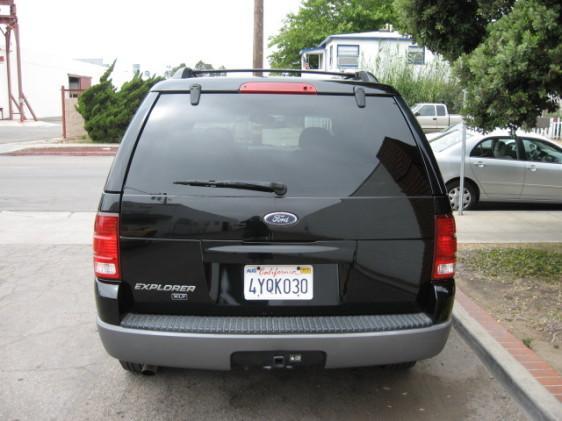 Ford Explorer 2002 photo 3