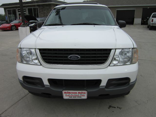 Ford Explorer 2002 photo 1