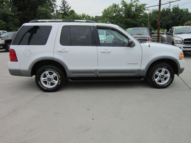 Ford Explorer 2002 photo 2