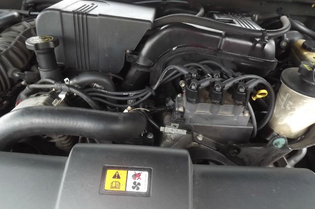 Ford Explorer 2002 photo 5