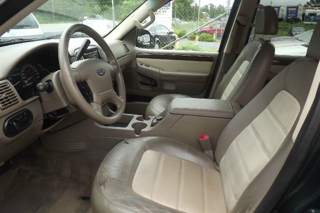 Ford Explorer 2002 photo 7