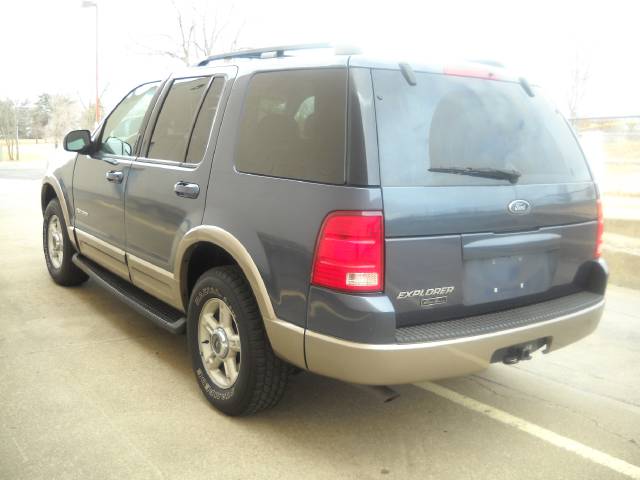 Ford Explorer 2002 photo 5