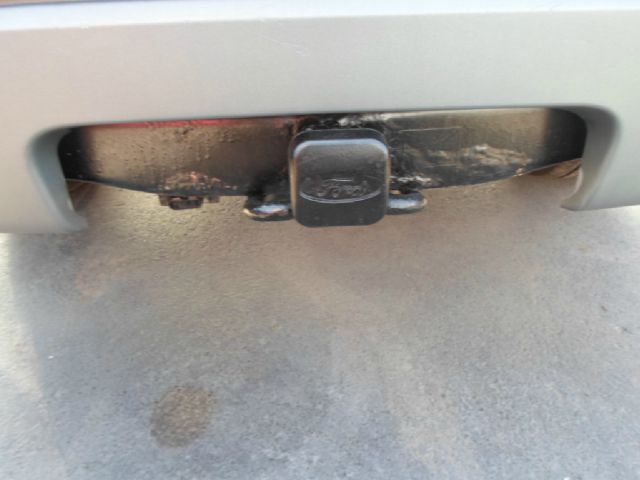 Ford Explorer SL 4x4 Regular Cab SUV