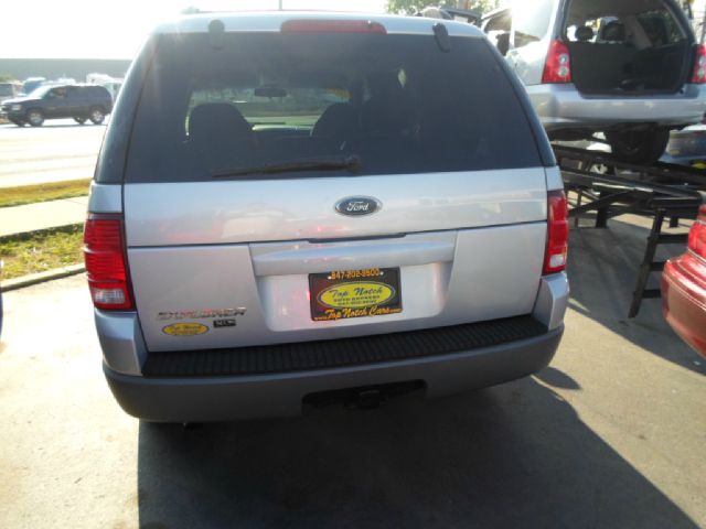 Ford Explorer 2002 photo 1