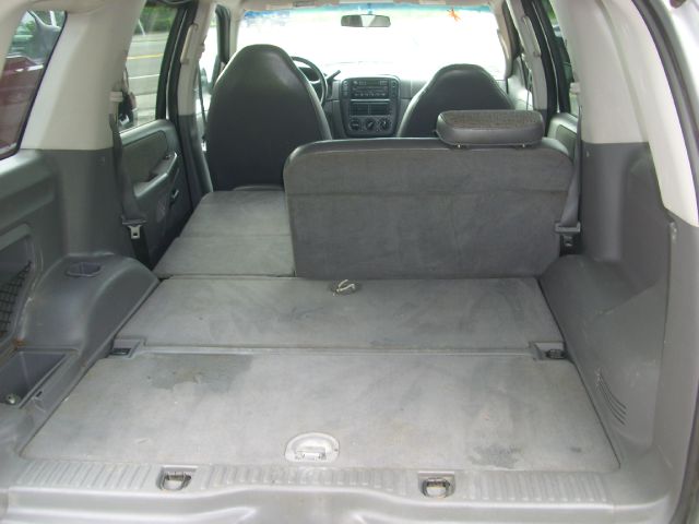 Ford Explorer 2002 photo 2