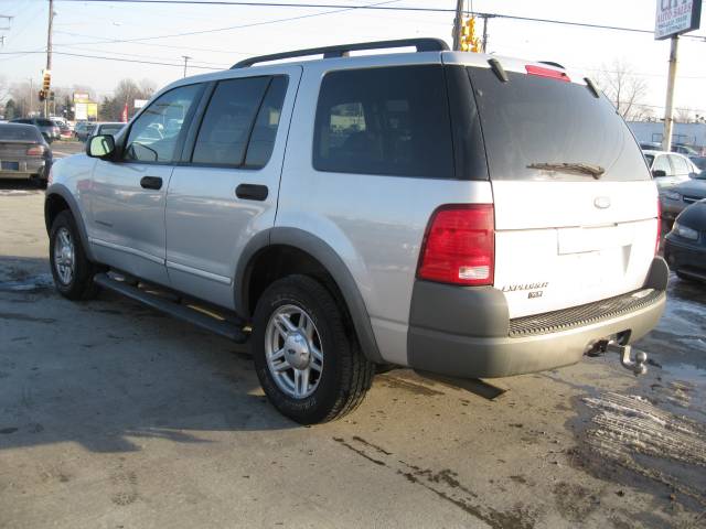 Ford Explorer 2002 photo 3