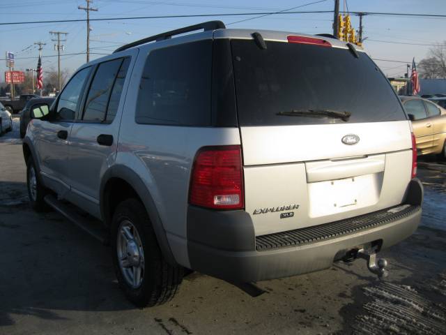 Ford Explorer 2002 photo 4