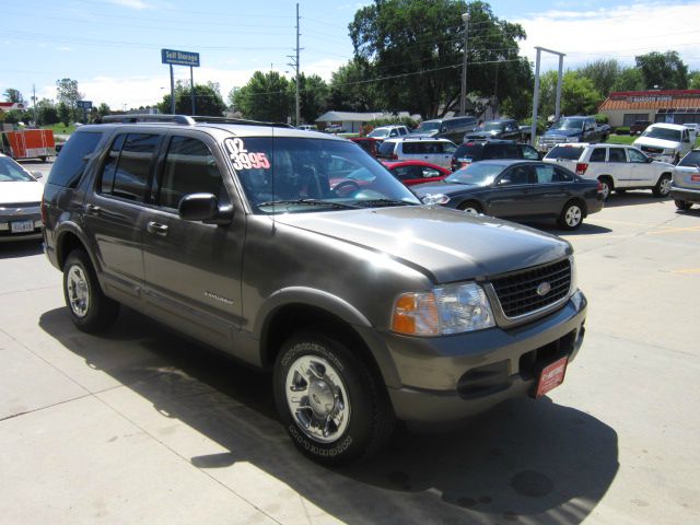 Ford Explorer 2002 photo 1
