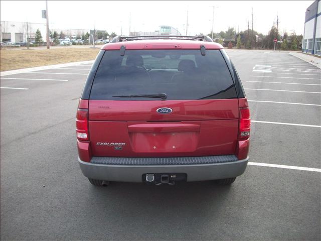 Ford Explorer 2002 photo 2