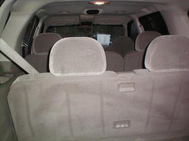 Ford Explorer 2002 photo 2