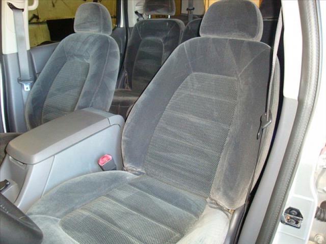 Ford Explorer 2002 photo 2