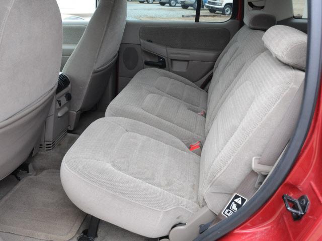 Ford Explorer 2002 photo 3