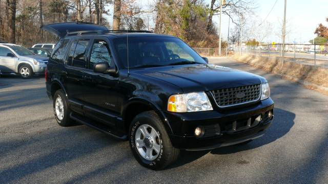 Ford Explorer 2002 photo 3