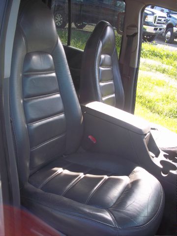 Ford Explorer 2002 photo 4