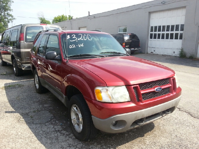 Ford Explorer 2002 photo 1