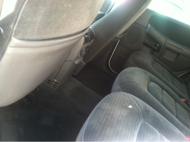 Ford Explorer 2002 photo 2