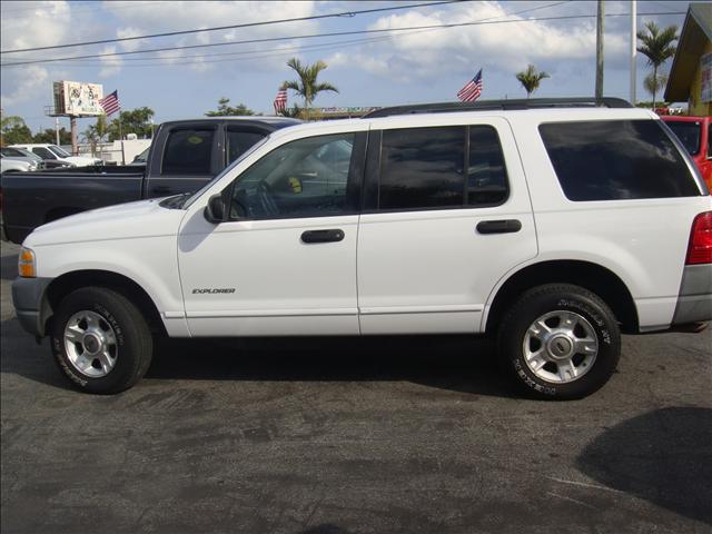 Ford Explorer 2002 photo 2