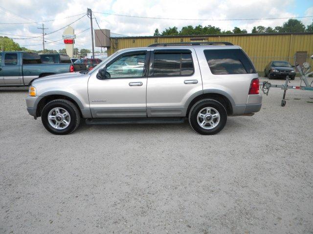 Ford Explorer 2002 photo 1