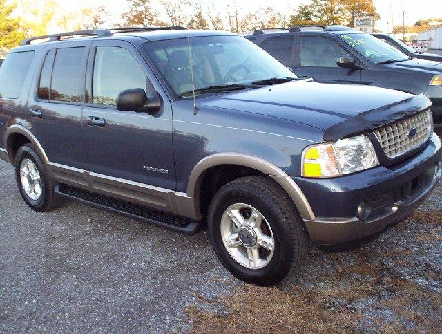Ford Explorer 2002 photo 3