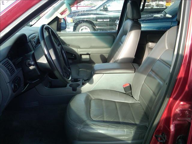 Ford Explorer 2002 photo 3