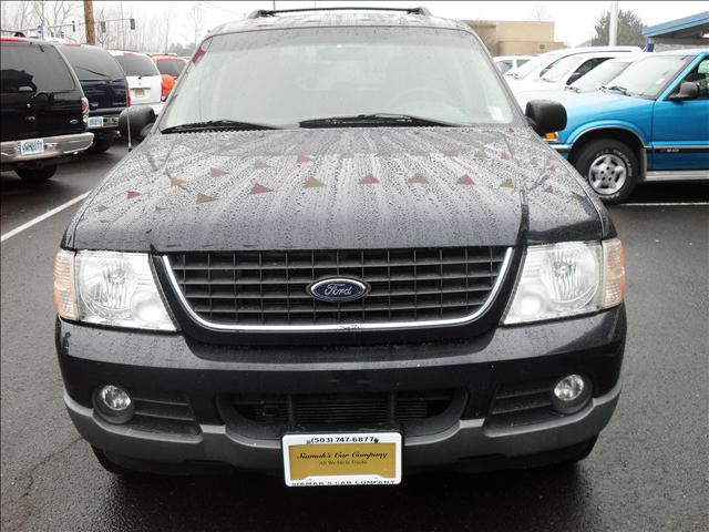 Ford Explorer 2002 photo 2
