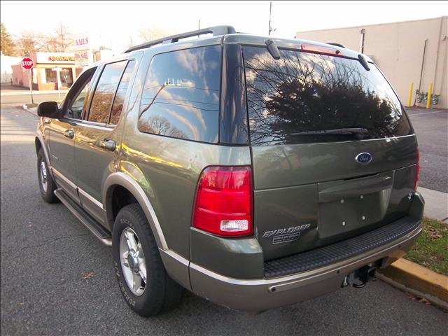 Ford Explorer 2002 photo 2