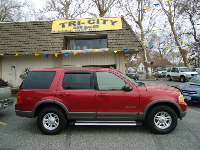 Ford Explorer 2002 photo 2