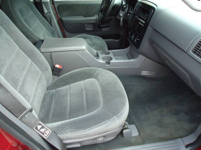 Ford Explorer 2002 photo 5