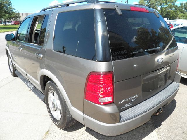 Ford Explorer 2002 photo 2