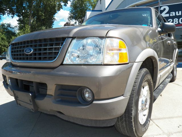 Ford Explorer 2002 photo 3