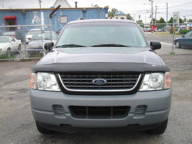 Ford Explorer 2002 photo 1