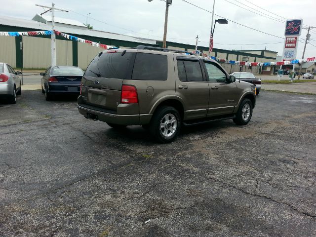 Ford Explorer SLT 25 SUV