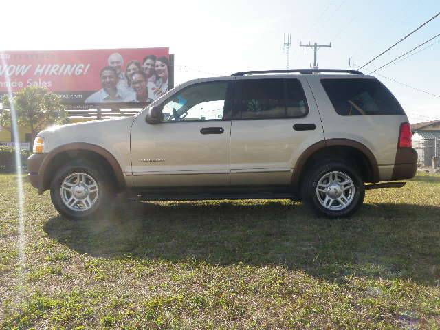 Ford Explorer 2002 photo 1